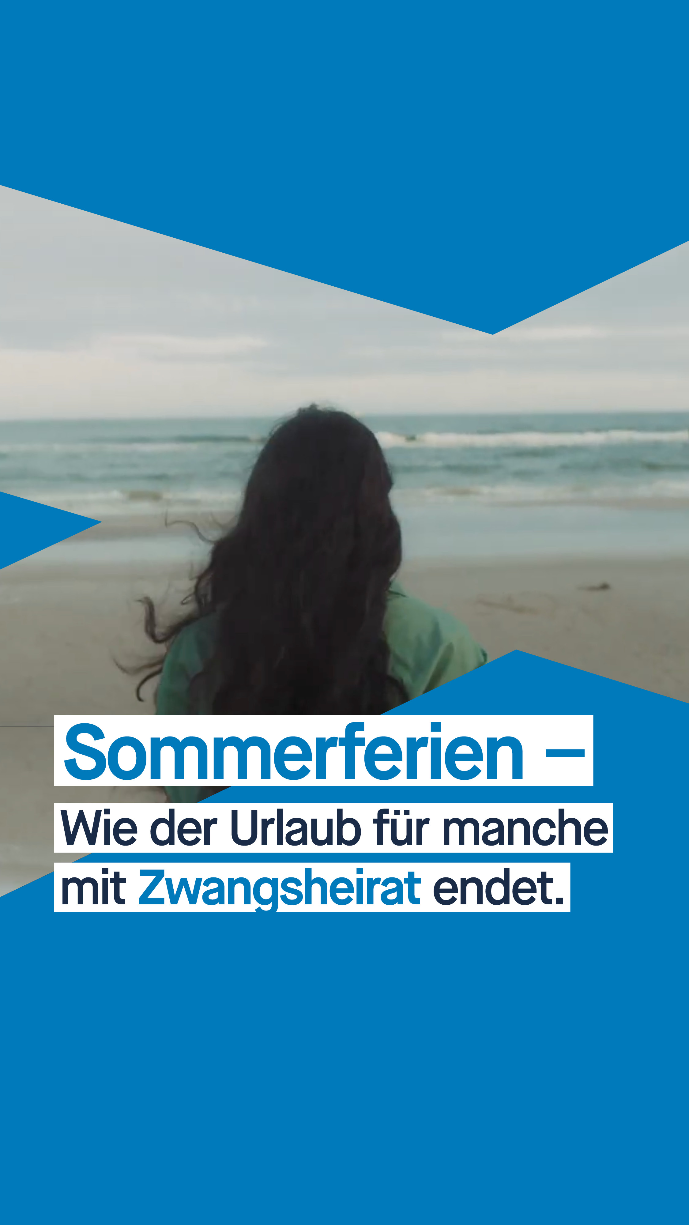 Dieses Video der Berliner Hilfsorganisation PAPATYA zeigt, was gerade jetzt, kurz vor oder während der Sommerferien, passieren kann: Mädchen aus streng patriarchalischen Familienstrukturen werden verschleppt oder zwangsverheiratet. Häufig wird die Reise als Besuch bei Verwandten im Herkunftsland der Familie getarnt.
PAPATYA bietet Beratung, Hilfe und Schutz bei familiärer Gewalt, Zwangsverheiratung und Verschleppung.
📩 Die anonyme Onlineberatung ist jederzeit unter beratung@papatya.org erreichbar.
📞 Telefon- oder Videoberatung nach Terminvereinbarung: Mo.–Fr. 9–15 Uhr. In Notfällen ist die Kriseneinrichtung PAPATYA auch außerhalb der Beratungszeiten und am Wochenende erreichbar. Hinterlasse unter 030 610062 deinen Namen und deine Telefonnummer auf dem Anrufbeantworter und bitte um einen Rückruf.
🌐 Weitere Informationen: papatya.org
Weitere Beratungsstellen bundesweit findest du unter: zwangsheirat.de
Frühzeitiges Hinsehen, Hilfesuchen und Eingreifen können Mädchen schützen.
Vielen Dank an PAPATYA für die Genehmigung, diesen Film hier zeigen zu dürfen.
#Missbrauchsbeauftragte #Prävention #Zwangsheirat #Verschleppung #HolDirHilfe